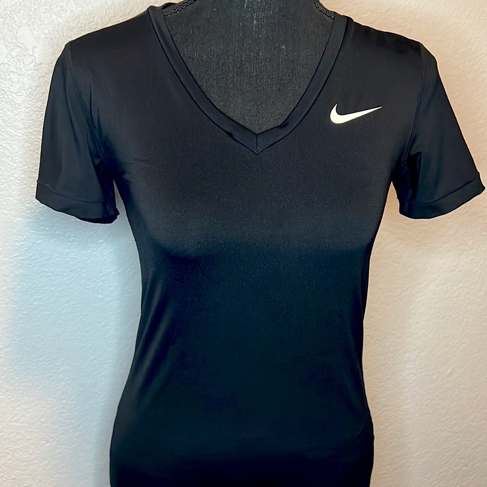 nike black v-cut athletic dri-fit top , xs